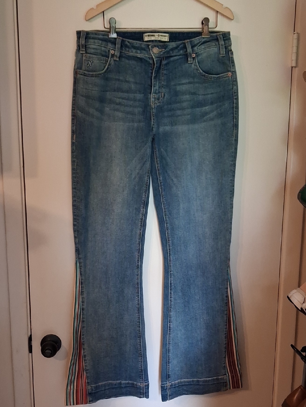 Rock&roll HOOEY Mid Rise Trousser Size 31, New W/O Tags.